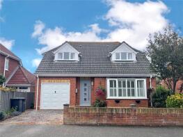17, Selsmore Avenue, Hayling Island PO11 9PB