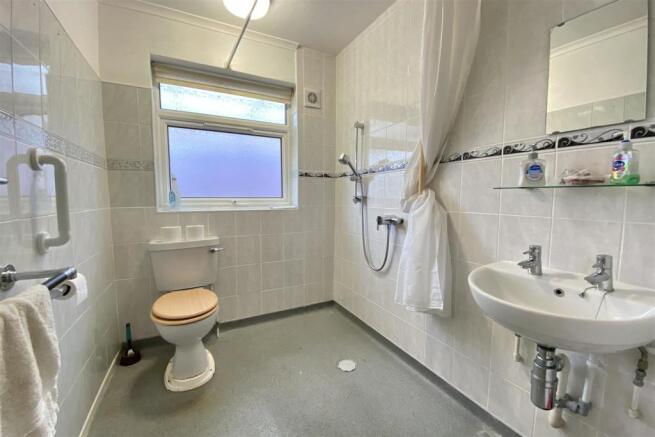 WET ROOM