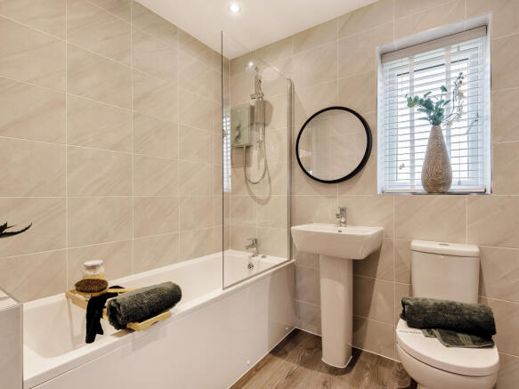 4 bed Detached for sale Image 10