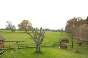 Rear Garden/Views