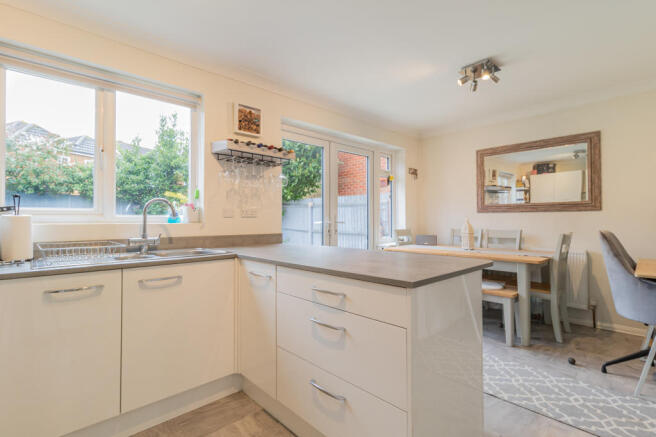Kitchen-(1)
