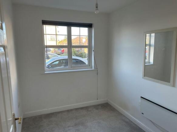 2 bed Apartment for sale Image 4