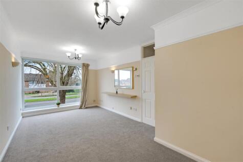 Tasman Court, Sunbury-On-Thames, TW16