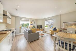 Flat 2, 105, Hamilton Road, Wimbledon SW19 1JG