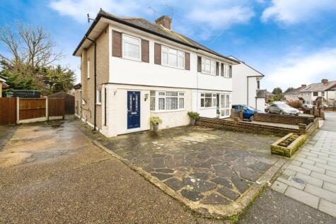 Highfield Road, Romford, RM5