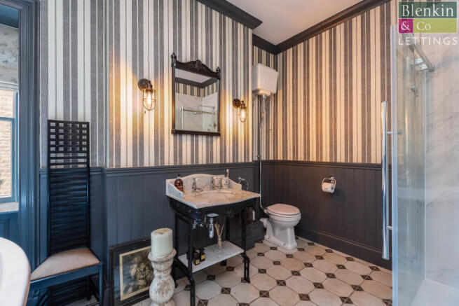 Hovingham Country House Bathroom-2