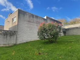 6, Stamford Close, Plymouth PL9 9SF