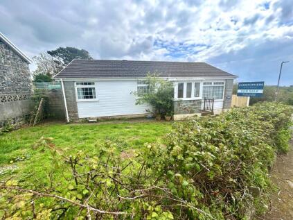 Tregellas Road, Mullion, Cornwall