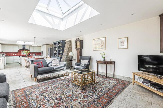 Family room.jpg