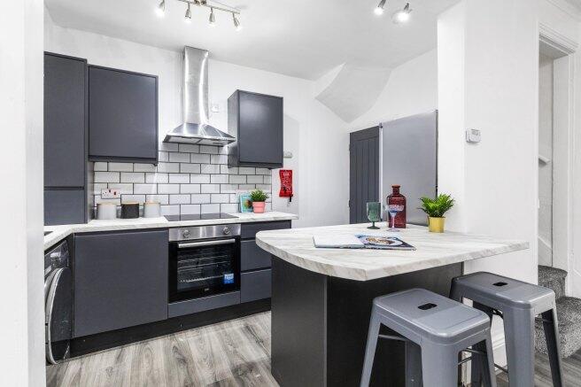 queens-road-ls6-1ny-1060094