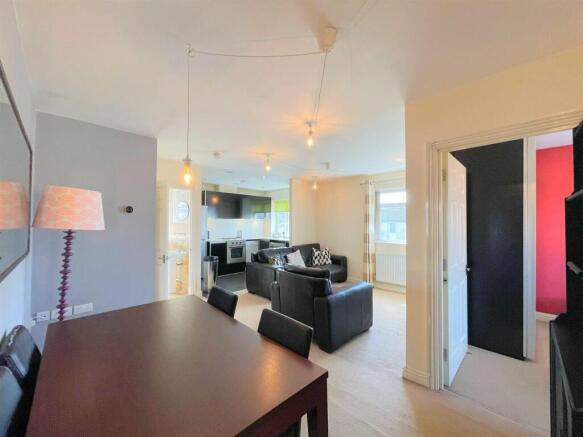 Open plan lounge / kitchen / diner