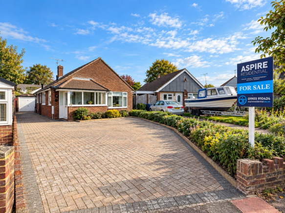 For Sale by Aspire Residential | Hurley Road