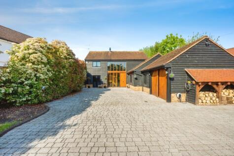 Woodgreen Road, Waltham Abbey, EN9