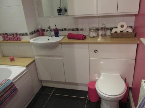 Photo 10