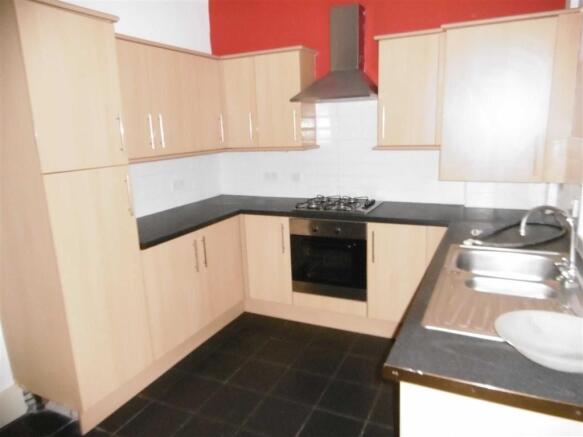 KITCHEN/BREAKFAST RO