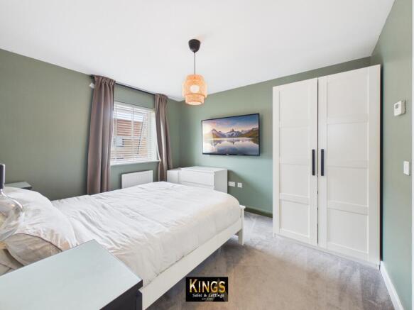 3 bed Semi-Detached for sale Image 8