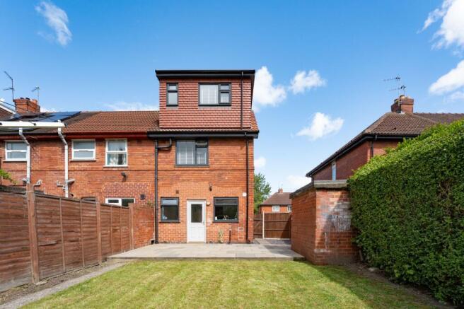 3 bed Semi-Detached for sale Image 11