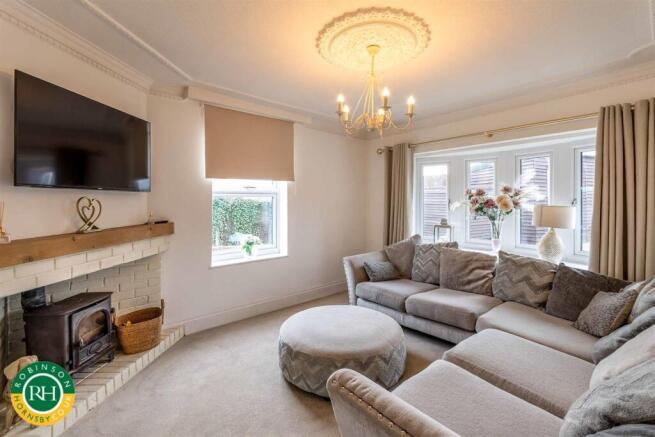 3 bed House for sale Image 5