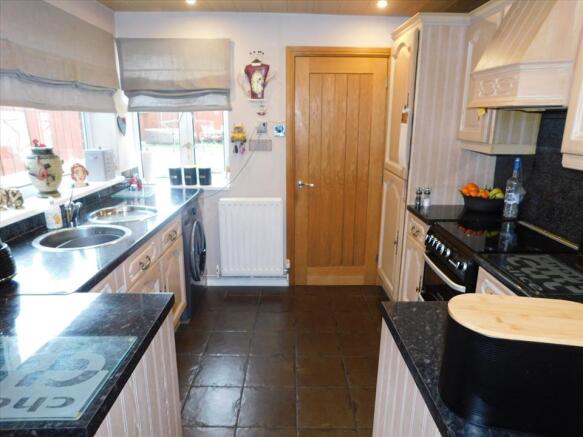 KITCHEN AREA ADDITIONAL