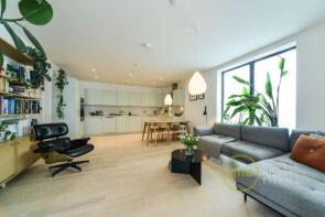 12, 9 Brogan House, St Josephs Street, London SW8 4EU