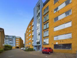 95, Tideslea Path, London SE28 0LZ