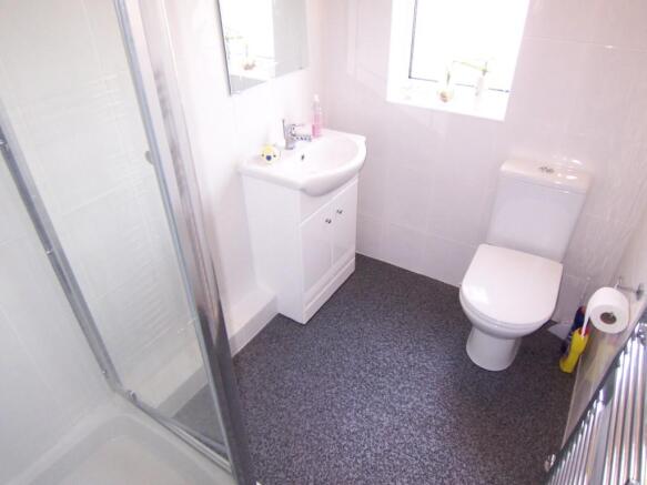 Family shower Rm