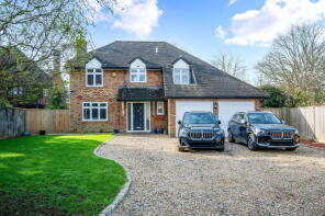 62, Smallfield Road, Horley RH6 9AT