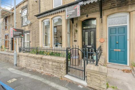 Brown Street West, Colne, Lancashire, BB8