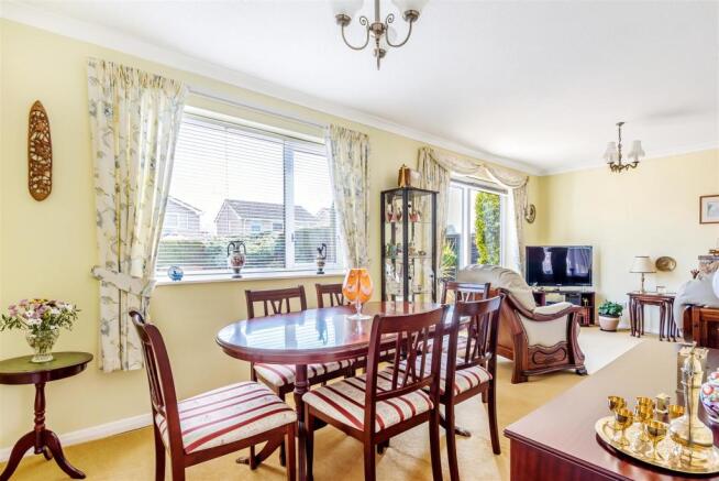 Dining Room.jpg