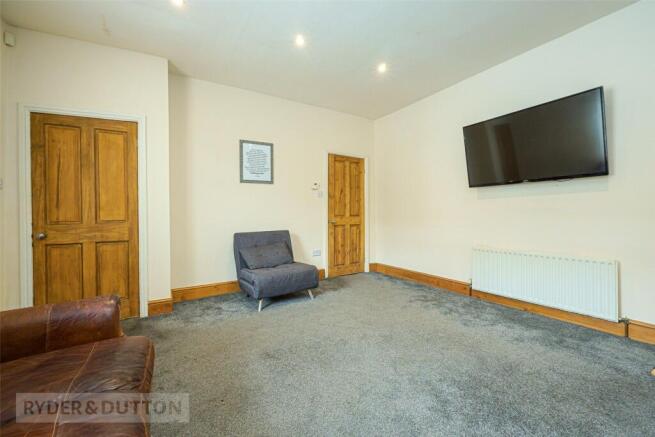 2 bed Detached for sale Image 4