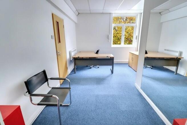 openart-image_Ur6...