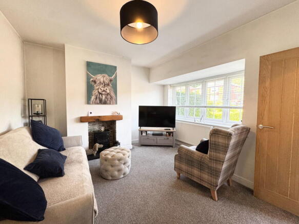 3 bed Semi-Detached for sale Image 5