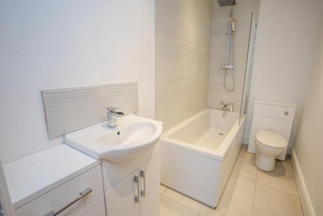 1 bed Apartment to rent Image 8