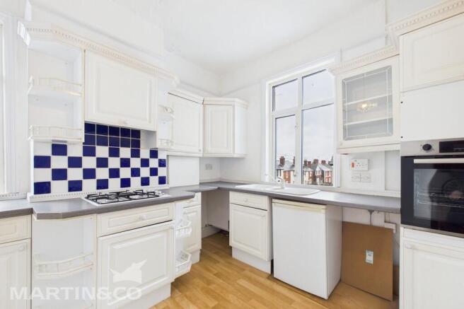 CAM01953G0-PR0142...