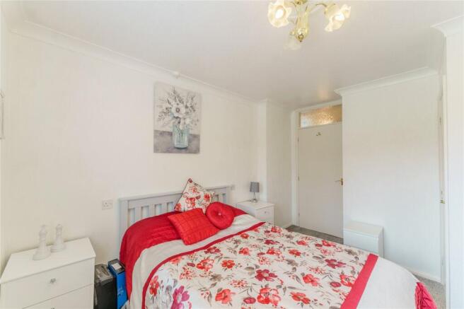2 bed Bungalow for sale Image 6