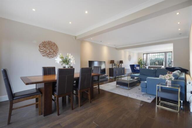 234 Watford Road - 4jgfL0AftNWbm2P0GWXb.jpg