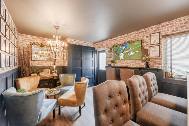 Bar 2