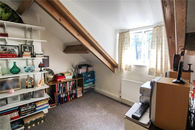4 bed Terraced for sale Image 4