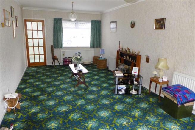 Lounge/Dining Room