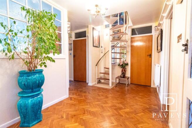 ENTRANCE HALL