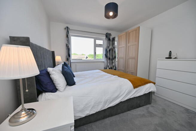 2 bed Semi-Detached Bungalow for sale Image 7