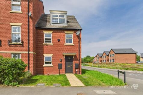 Bramblehedge Drive, Off Goodsmoor Road