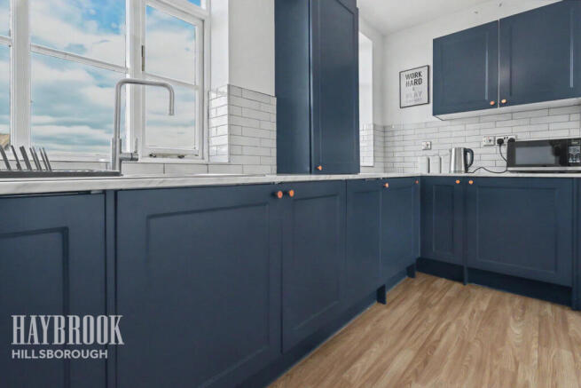 2 bed Apartment for sale Image 8