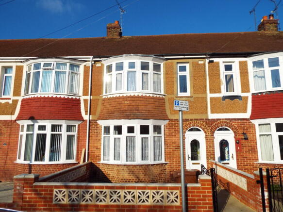 Beaconsfield Avenue front