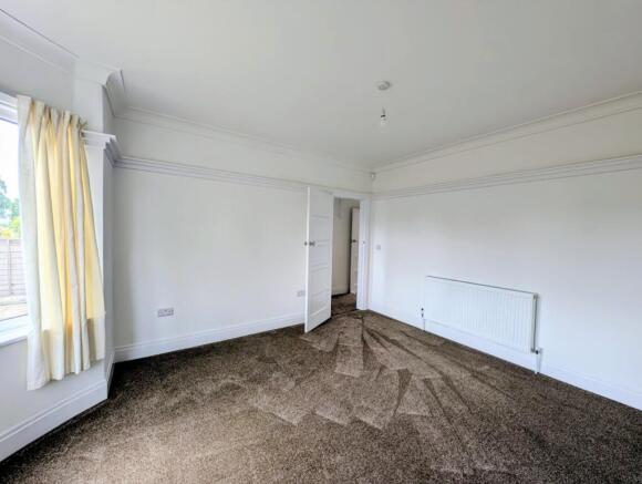 3 bed Detached to rent Image 4