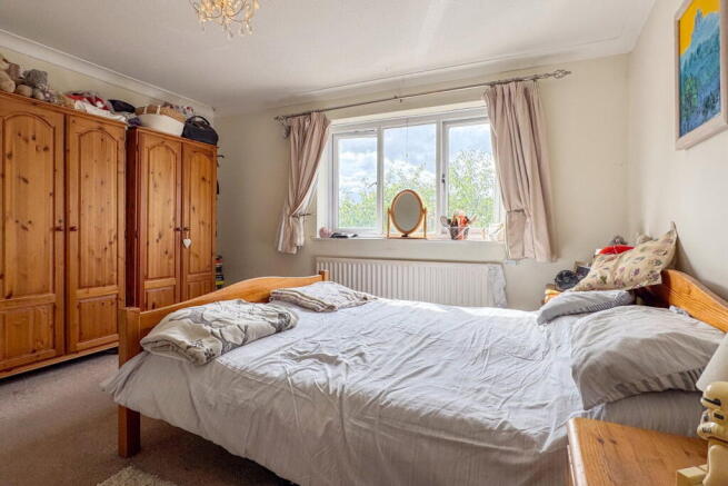 Russet Close, Alresford, SO24  photo 4