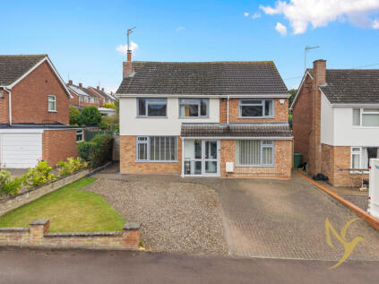 #WelcomeHome to 8 Arundel Road, Mitton, Tewkesbury, Gloucestershire GL20 8AS