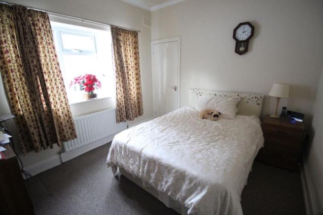 Side Bedroom