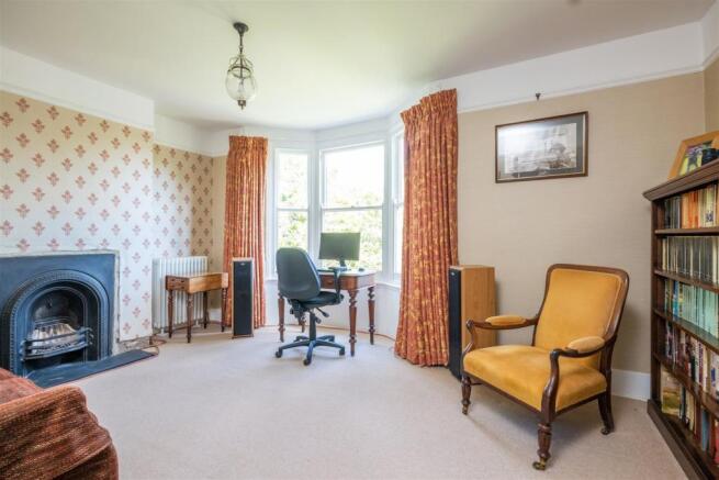 8 Pelham Terrace BN7 2DR-7.jpg