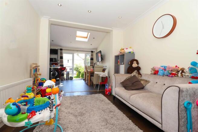 Living/dining room